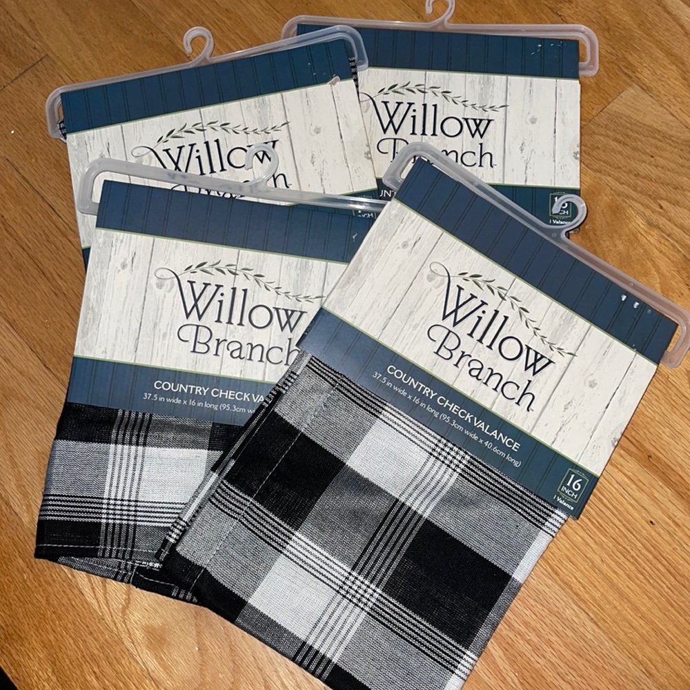 Window valance
